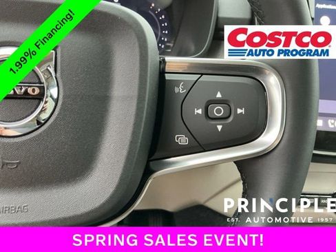 New 2026 Volvo XC40 B5 Plus w/ Protection Package Premier AWD/4WD image 24
