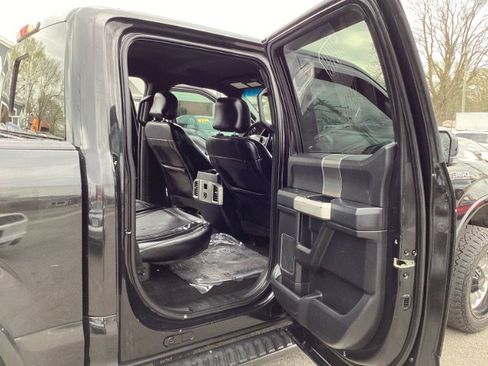 Used 2015 Ford F150 Lariat image 7