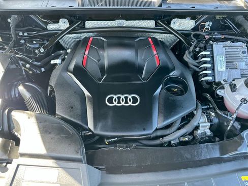Used 2023 Audi SQ5 Prestige AWD/4WD image 28