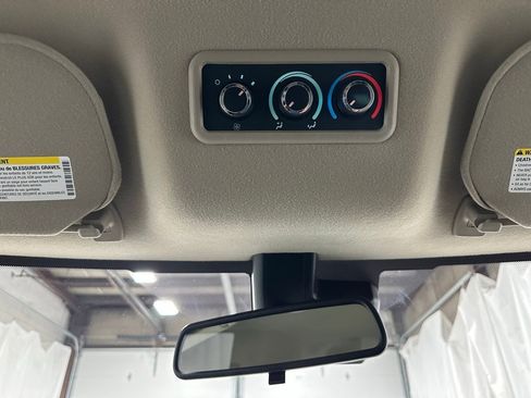 Used 2025 Chevrolet Express 3500 LT w/ LT Preferred Equipment Group image 29