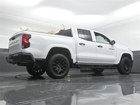 New 2026 Chevrolet Colorado W/T image 11