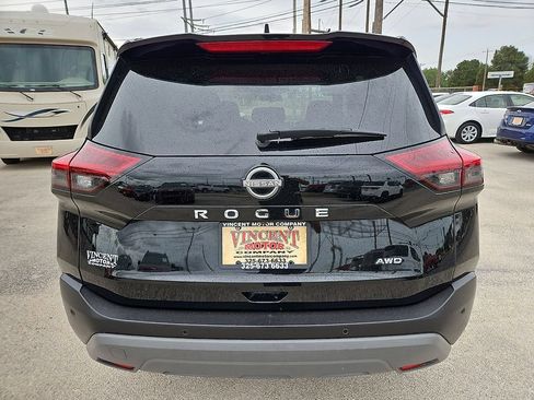 Used 2023 Nissan Rogue S AWD/4WD image 6