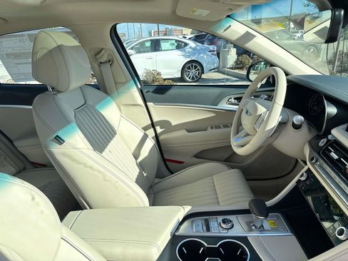 New 2026 Genesis G70 2.5T Prestige image 11