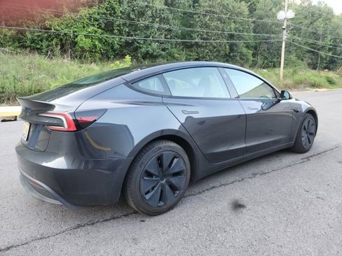 Used 2025 Tesla Model 3 Long Range RWD image 3