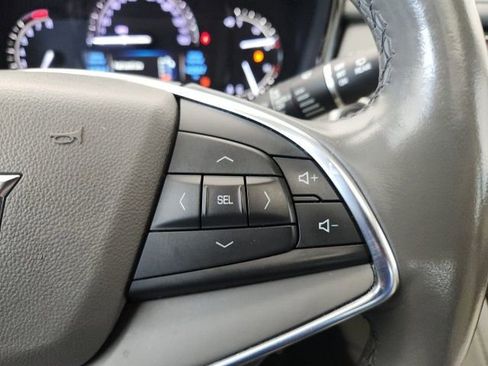 Used 2019 Cadillac XT5 Luxury image 34