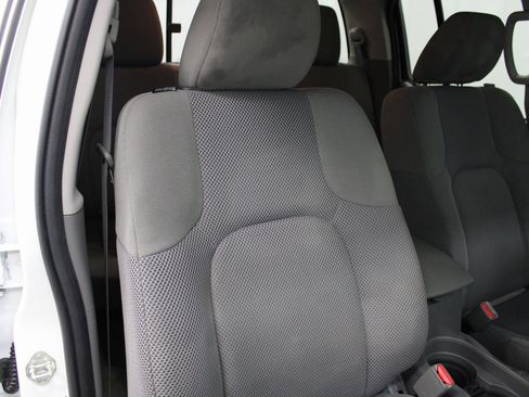 Used 2018 Nissan Frontier SV w/ Value Truck Package image 27