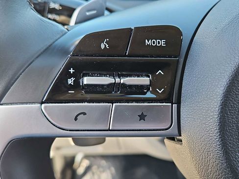 Used 2024 Hyundai Tucson Limited image 25