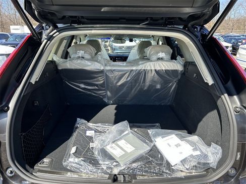 New 2025 Volvo XC60 T8 Plus w/ Climate Package image 17