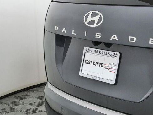 Certified 2026 Hyundai Palisade Calligraphy FWD image 35