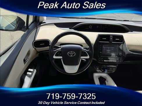 Used 2016 Toyota Prius Three FWD image 15