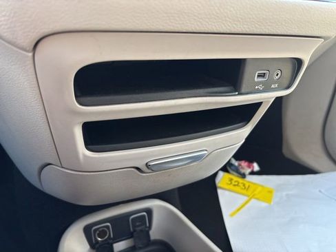 Used 2020 Chrysler Pacifica Touring w/ Advanced Safetytec Group image 37