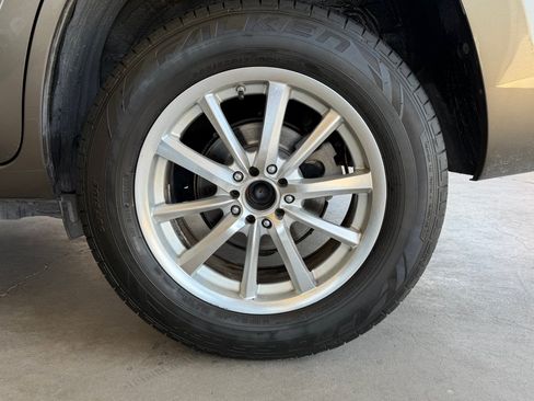 Used 2011 Toyota RAV4 2WD w/ Base L4 Extra Value Pkg image 52