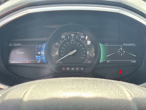 Used 2020 Ford Edge Titanium w/ Equipment Group 301A FWD image 22