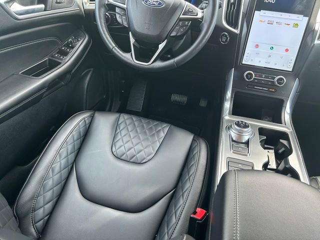 Used 2024 Ford Edge Titanium AWD/4WD image 14