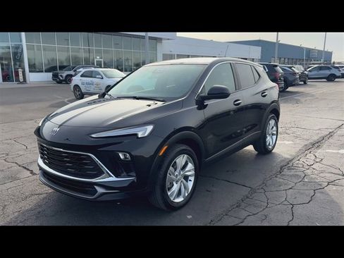 Certified 2024 Buick Encore GX Preferred w/ Comfort Package image 4