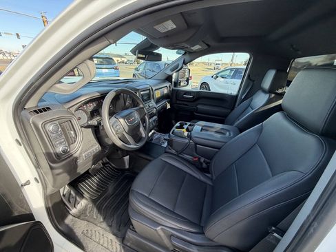 Used 2024 GMC Sierra 3500 Pro w/ Convenience Package AWD/4WD image 19
