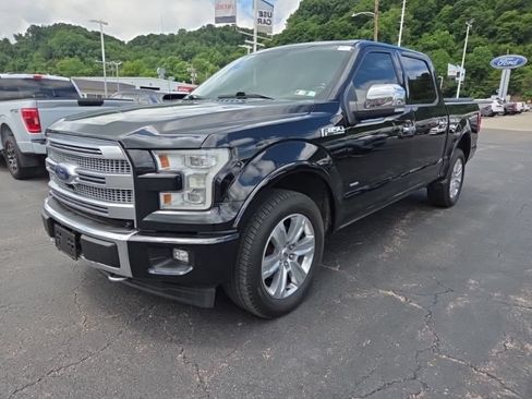 Used 2017 Ford F150 Platinum w/ Technology Package AWD/4WD image 3