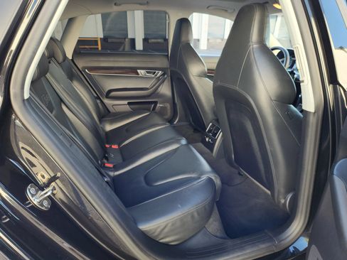 Used 2010 Audi S6 Prestige AWD/4WD image 25