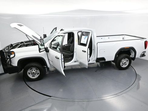 Used 2021 Chevrolet Silverado 2500 W/T w/ WT Convenience Package AWD/4WD image 37