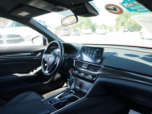 Used 2021 Honda Accord Sport image 13