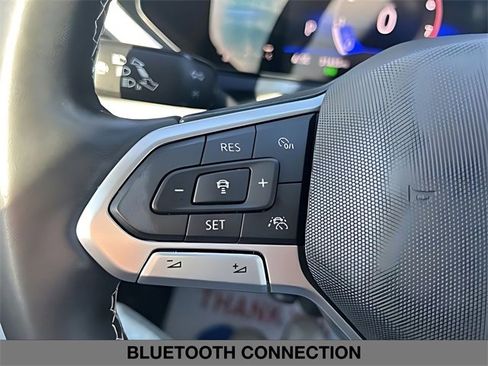 Used 2023 Volkswagen Taos SE w/ Panoramic Sunroof Package image 25
