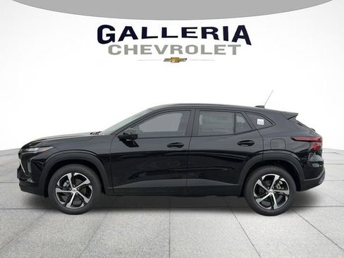 New 2026 Chevrolet Trax RS FWD image 4
