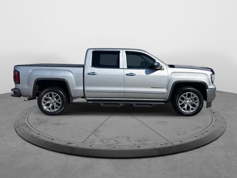 Used 2018 GMC Sierra 1500 SLT w/ SLT Premium Package image 9