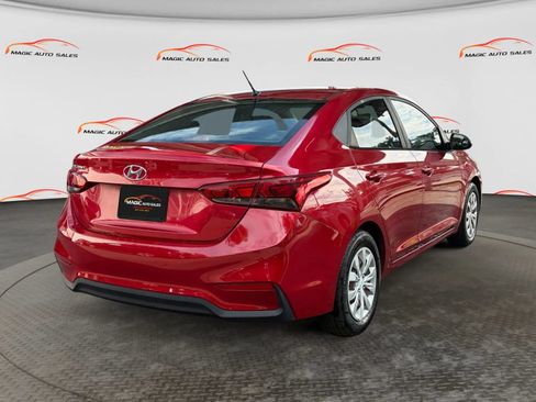 Used 2019 Hyundai Accent SE w/ Cargo Package FWD image 10
