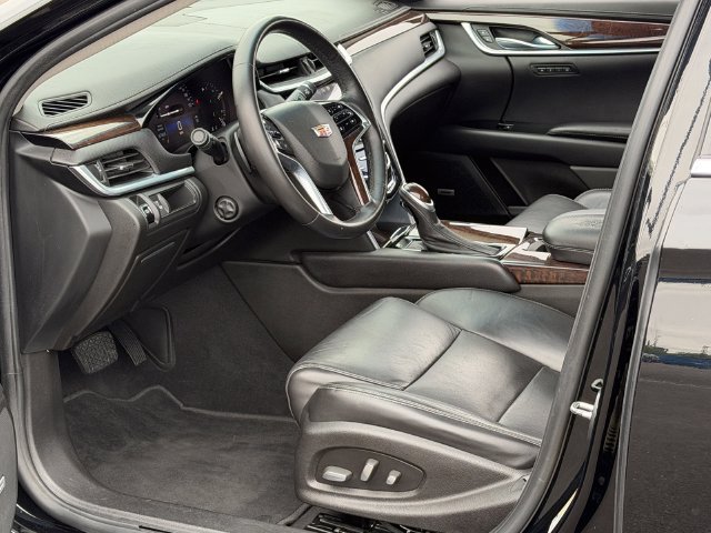 Used 2016 Cadillac XTS Luxury FWD image 12