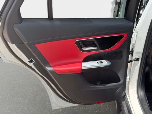 Certified 2024 Mercedes-Benz GLC 300 image 12