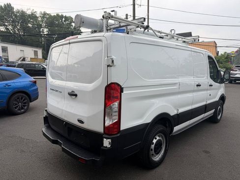 Used 2019 Ford Transit 250 130 Low Roof RWD image 5