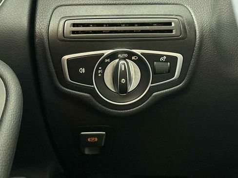 Certified 2022 Mercedes-Benz GLC 300 image 31