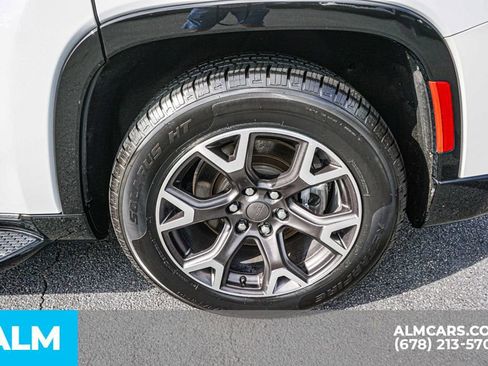 Used 2023 Jeep Wagoneer Series III w/ Preferred Equipment Group image 17