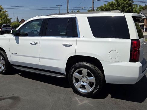 Used 2019 Chevrolet Tahoe LT w/ Luxury Package AWD/4WD image 12