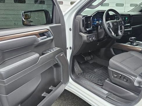 Certified 2025 Chevrolet Silverado 1500 RST w/ Convenience Package II image 25