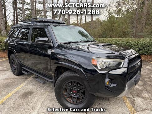 Used 2018 Toyota 4Runner TRD Off-Road image 1