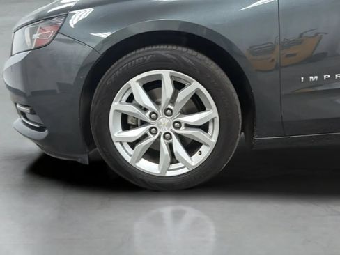 Used 2018 Chevrolet Impala LT FWD image 27