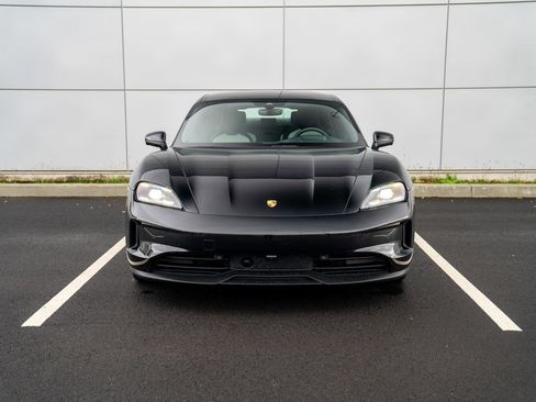 Certified 2025 Porsche Taycan image 6