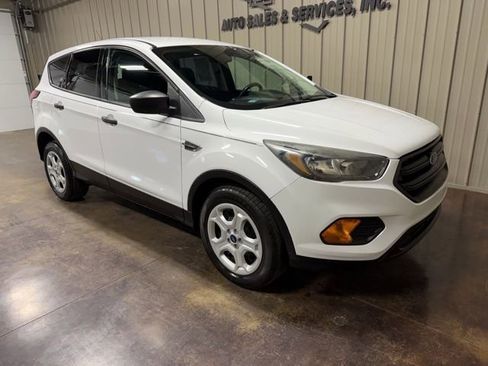 Used 2019 Ford Escape S image 6