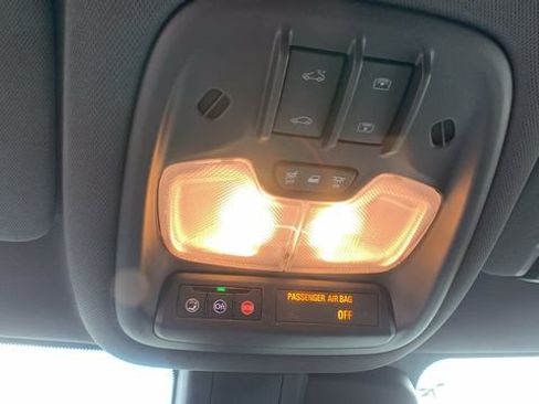 Used 2023 Chevrolet TrailBlazer ACTIV w/ Sun and Liftgate Package AWD/4WD image 16