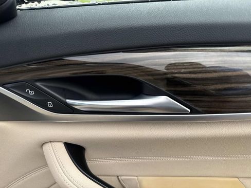 Used 2019 BMW 530i w/ Convenience Package image 17