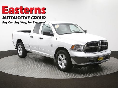 Used 2024 RAM 1500 Classic SLT AWD/4WD image 47