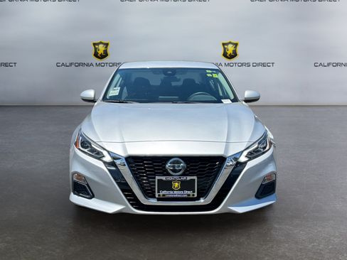 Used 2022 Nissan Altima 2.5 SV FWD image 8