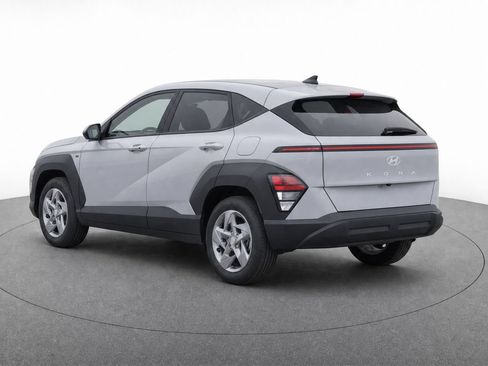 New 2026 Hyundai Kona SE FWD image 3