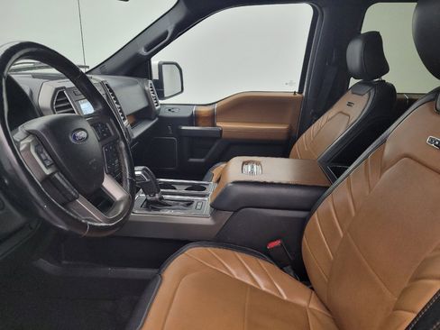 Used 2017 Ford F150 Limited w/ Trailer Tow Package image 17