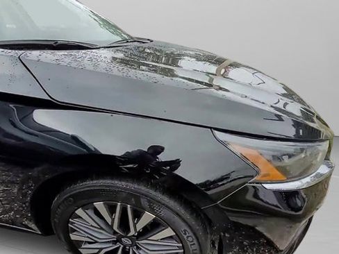 Used 2024 Nissan Altima 2.5 SV image 31