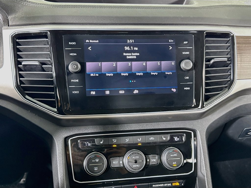 Used 2018 Volkswagen Atlas SEL AWD/4WD image 24