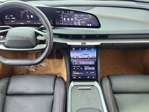 Used 2023 Lucid Air Touring image 35