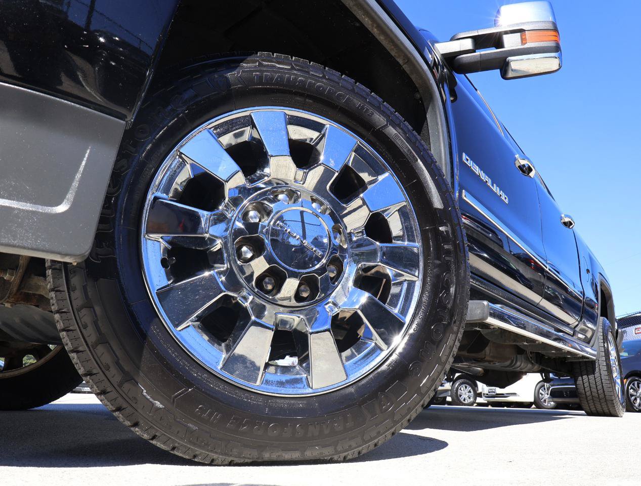 Used 2019 GMC Sierra 2500 Denali w/ Duramax Plus Package AWD/4WD image 25