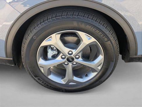 Used 2025 Ford Escape ST-Line w/ Equipment Group 301A image 22